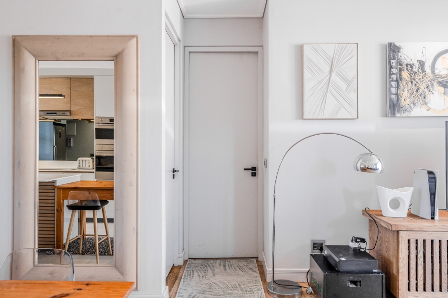 1 Bedroom Property for Sale in Green Point Western Cape